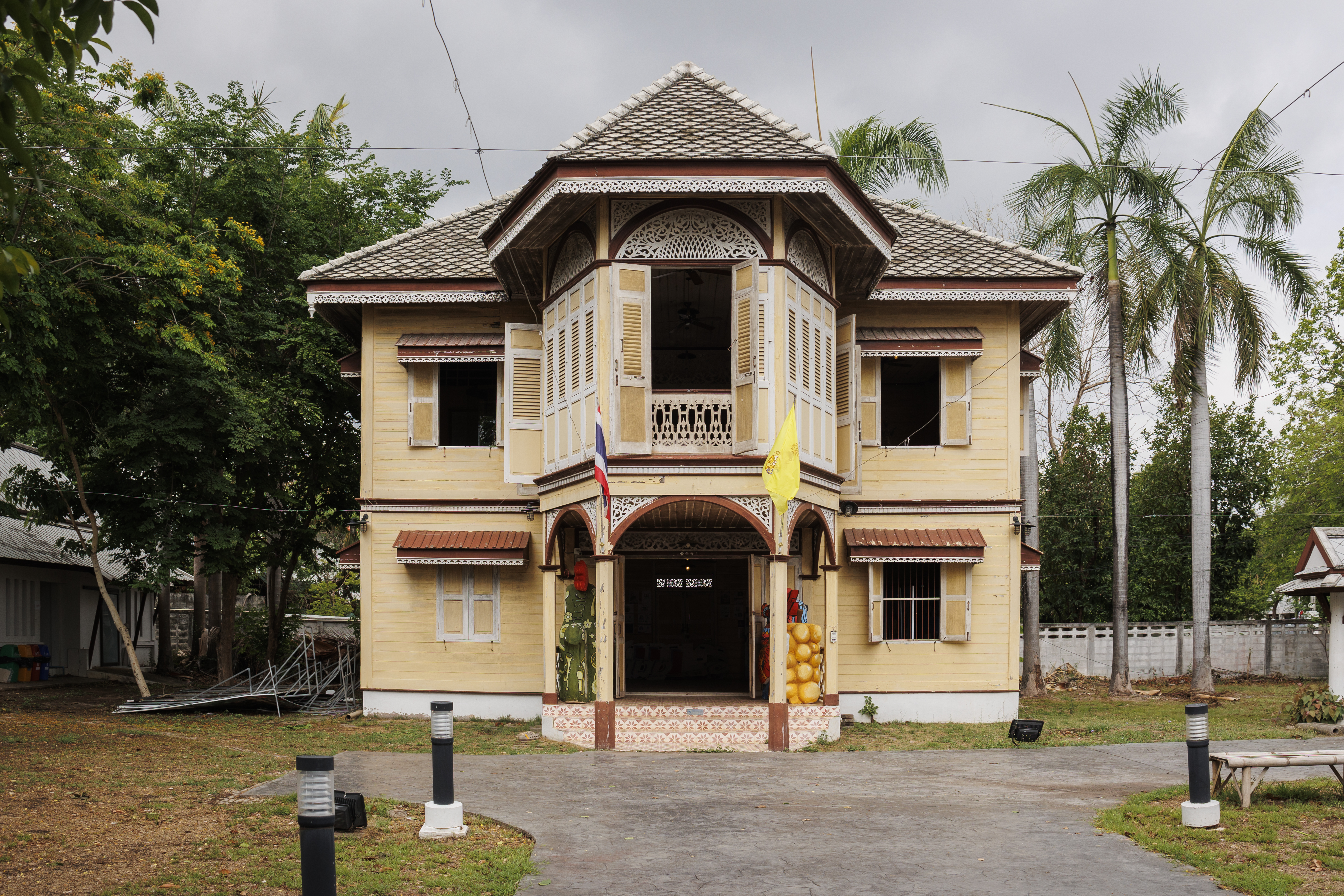 Gallery 5