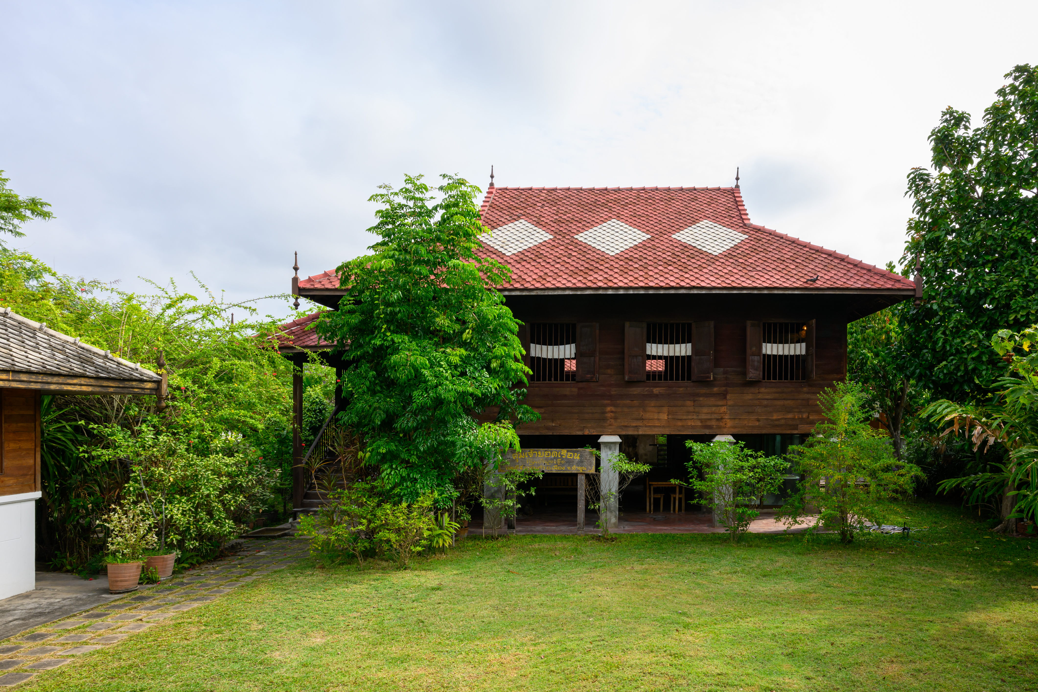 Gallery 6